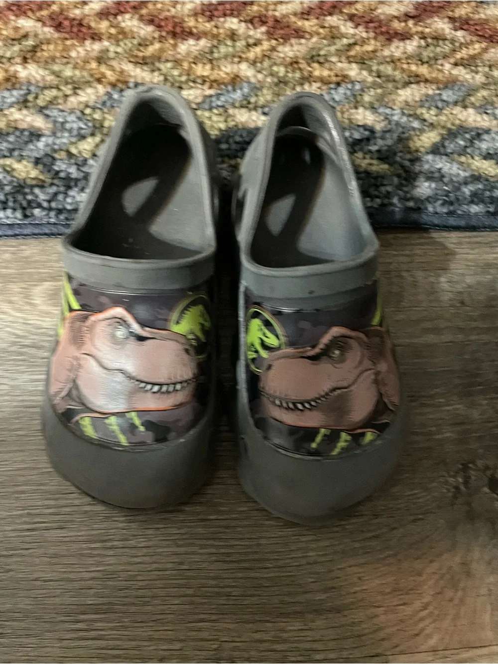 Rare Kids' Gray Dinosaur Clog Shoes size9/10